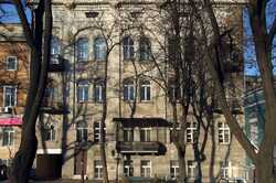 “Ми не віддамо наш будинок”: в центрі Одеси відбувся перформанс 