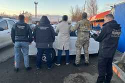 Пропонував 80 тисяч, а заплатить чверть мільйона: на Одещині іноземця засуджено за хабар