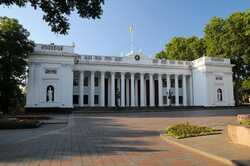 В Одесі на виборах мера перемагає Труханів - дані екзит-полу
