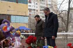 Зеленський та прем'єр-міністр Греції вшанували пам'ять загиблих в Одесі