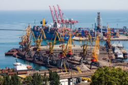 Україна встановила тимчасові коридори для входу цивільних суден в порти Одещини