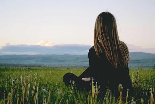 Дайте мені спокій: 5 знаків зодіаку, яким подобається самотність